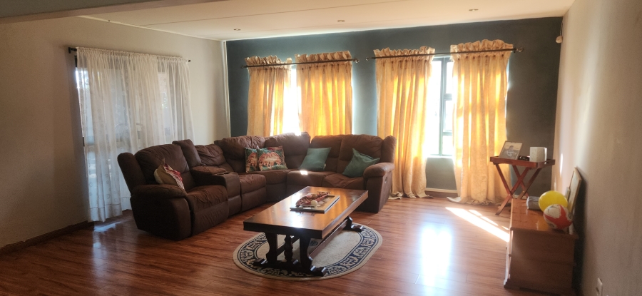 4 Bedroom Property for Sale in Baillie Park North West